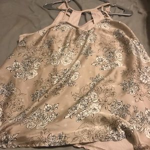 Maurice’s blush pink choker neck tank size 1